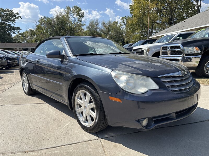 2008 Chrysler Sebring Limited   - Photo 7 - Topeka, KS 66608