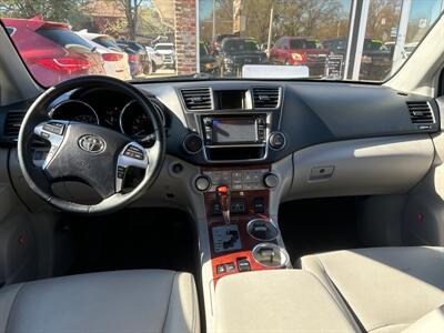 2013 Toyota Highlander Limited   - Photo 15 - Topeka, KS 66608