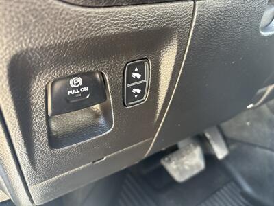 2020 RAM 1500 Big Horn   - Photo 17 - Topeka, KS 66608