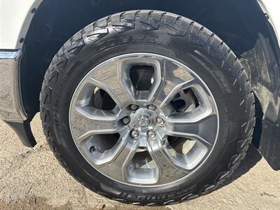 2020 RAM 1500 Big Horn   - Photo 9 - Topeka, KS 66608