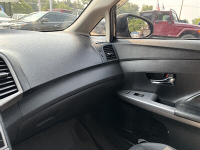 2013 Toyota Venza LE   - Photo 25 - Topeka, KS 66608