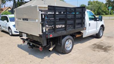 2013 Ford F-250 Super Duty XL   - Photo 3 - Topeka, KS 66608