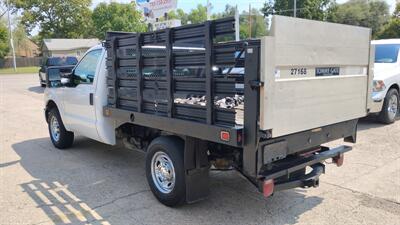 2013 Ford F-250 Super Duty XL   - Photo 8 - Topeka, KS 66608