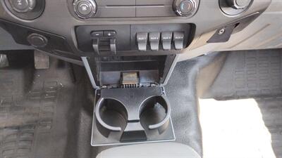2013 Ford F-250 Super Duty XL   - Photo 19 - Topeka, KS 66608