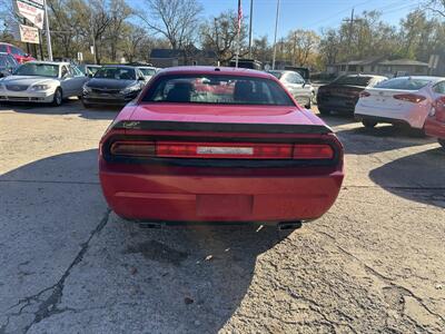 2013 Dodge Challenger SXT   - Photo 9 - Topeka, KS 66608