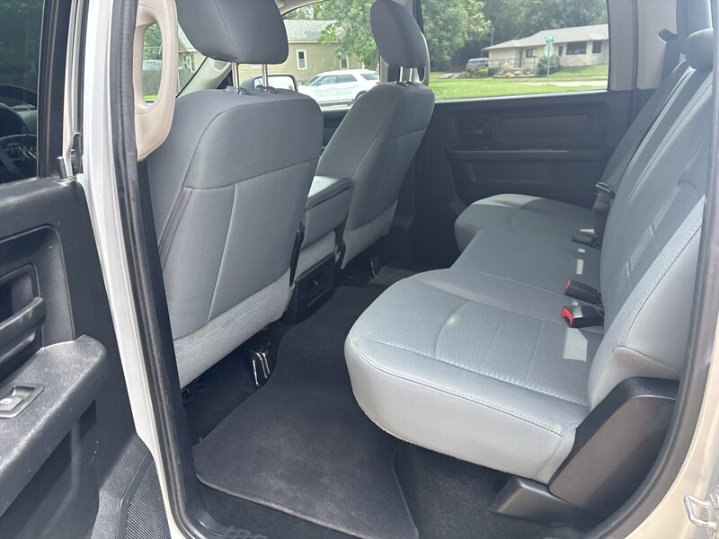 2016 RAM 1500 Tradesman   - Photo 15 - Topeka, KS 66608