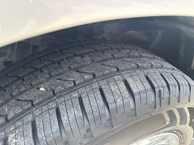 2016 RAM 1500 Tradesman   - Photo 8 - Topeka, KS 66608