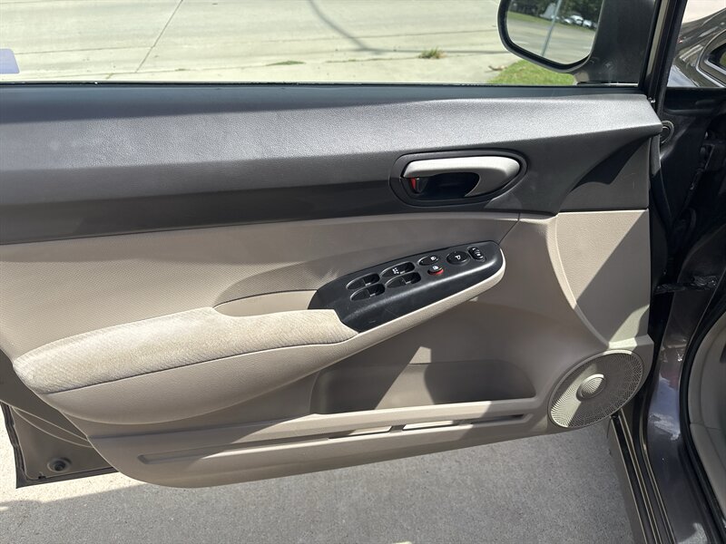 2011 Honda Civic LX   - Photo 11 - Topeka, KS 66608