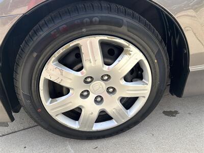 2011 Honda Civic LX - Photo 8 - Topeka, KS 66608