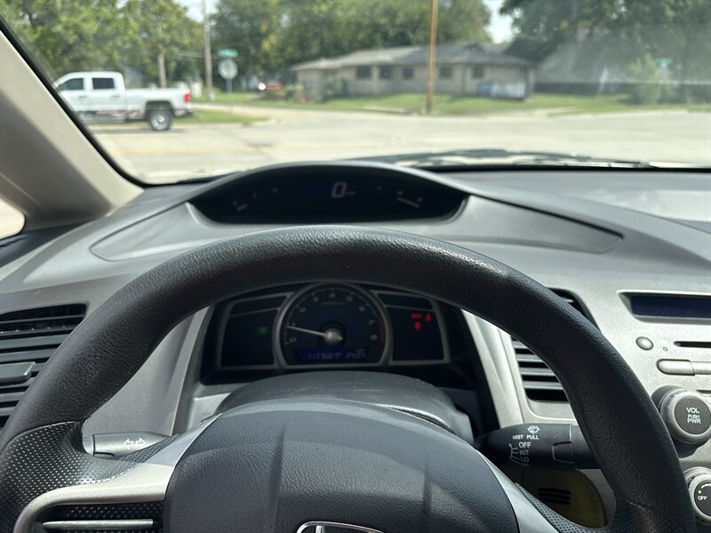 2011 Honda Civic LX   - Photo 14 - Topeka, KS 66608