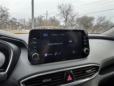 2022 Hyundai SANTA FE SEL   - Photo 18 - Topeka, KS 66608