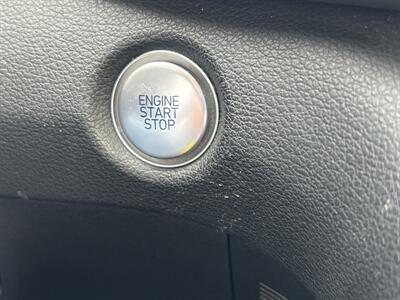 2022 Hyundai SANTA FE SEL   - Photo 19 - Topeka, KS 66608
