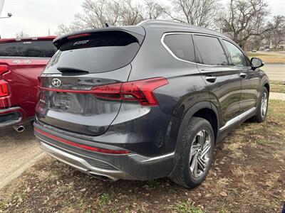2022 Hyundai SANTA FE SEL   - Photo 8 - Topeka, KS 66608