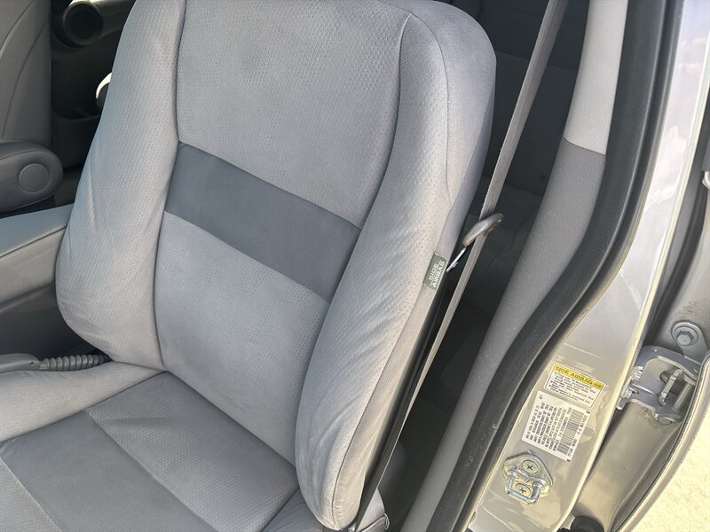 2011 Honda CR-V EX - Photo 13 - Topeka, KS 66608