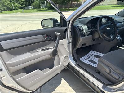 2011 Honda CR-V EX - Photo 10 - Topeka, KS 66608