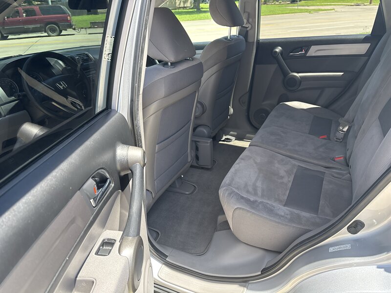 2011 Honda CR-V EX - Photo 21 - Topeka, KS 66608