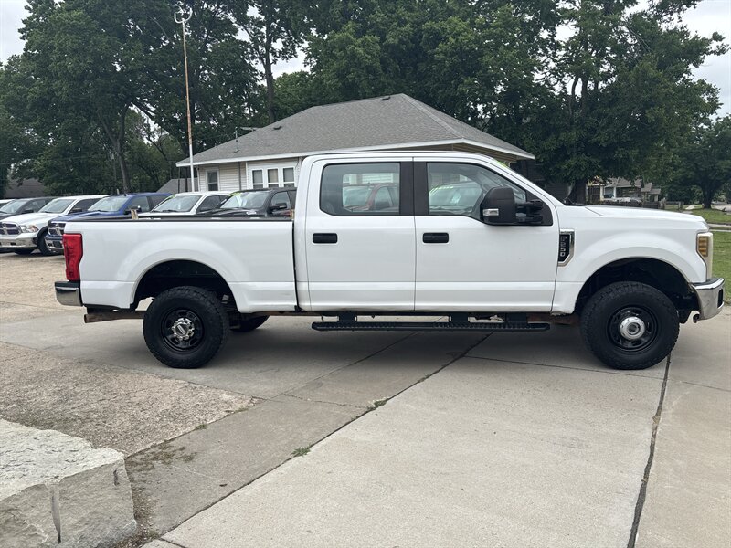 2018 Ford F-250 Super Duty XL - Photo 5 - Topeka, KS 66608