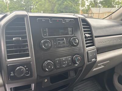 2018 Ford F-250 Super Duty XL - Photo 13 - Topeka, KS 66608