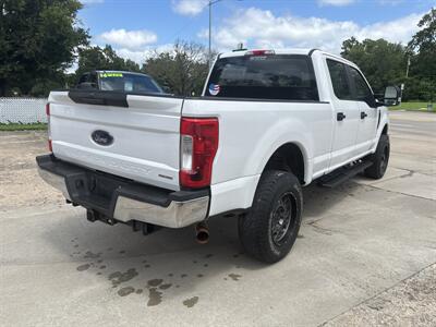 2018 Ford F-250 Super Duty XL - Photo 3 - Topeka, KS 66608
