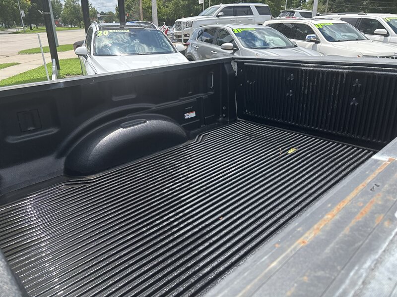 2018 Ford F-250 Super Duty XL   - Photo 16 - Topeka, KS 66608