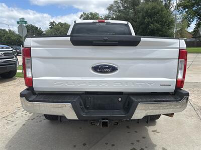 2018 Ford F-250 Super Duty XL - Photo 2 - Topeka, KS 66608
