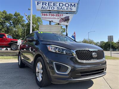 2017 Kia Sorento L   - Photo 1 - Topeka, KS 66608