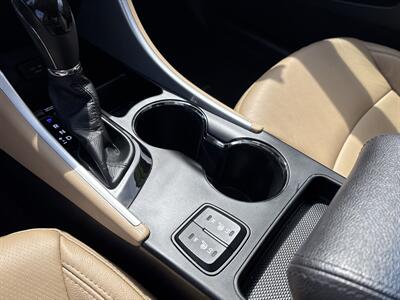 2011 Hyundai Sonata Limited   - Photo 20 - Topeka, KS 66608