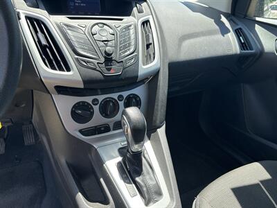 2014 Ford Focus SE   - Photo 12 - Topeka, KS 66608