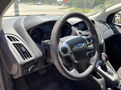 2014 Ford Focus SE   - Photo 11 - Topeka, KS 66608