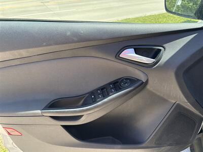 2014 Ford Focus SE   - Photo 10 - Topeka, KS 66608