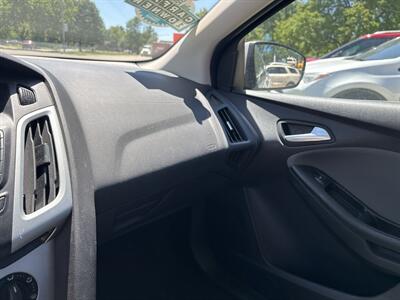 2014 Ford Focus SE   - Photo 14 - Topeka, KS 66608