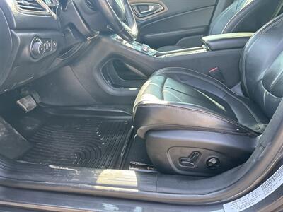 2015 Chrysler 200 C   - Photo 13 - Topeka, KS 66608