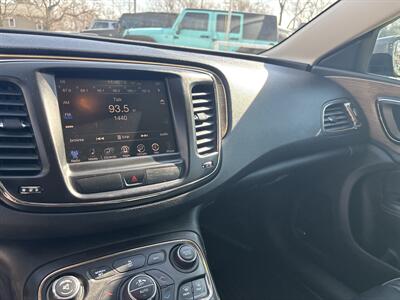 2015 Chrysler 200 C   - Photo 19 - Topeka, KS 66608