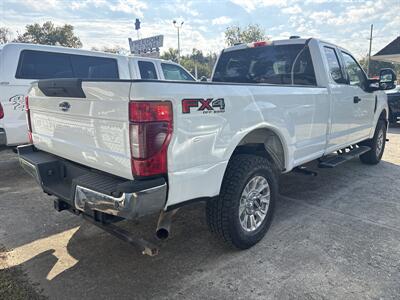 2021 Ford F-250 Super Duty XL   - Photo 4 - Topeka, KS 66608