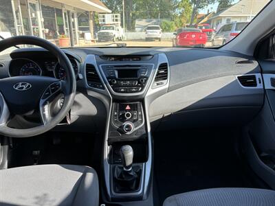 2014 Hyundai ELANTRA SE   - Photo 12 - Topeka, KS 66608