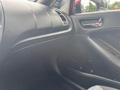 2017 Kia Forte S   - Photo 16 - Topeka, KS 66608