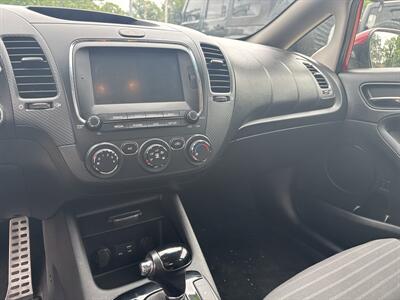 2017 Kia Forte S   - Photo 13 - Topeka, KS 66608
