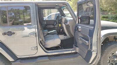 2008 Jeep Wrangler Unlimited Sahara   - Photo 22 - Topeka, KS 66608