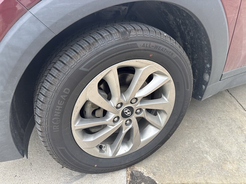 2016 Hyundai TUCSON SE   - Photo 9 - Topeka, KS 66608