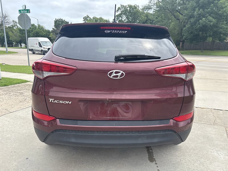 2016 Hyundai TUCSON SE   - Photo 5 - Topeka, KS 66608