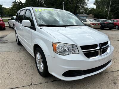 2014 Dodge Grand Caravan SXT   - Photo 4 - Topeka, KS 66608