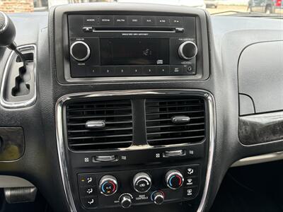 2014 Dodge Grand Caravan SXT   - Photo 27 - Topeka, KS 66608