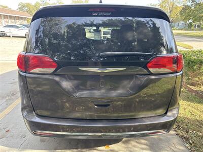 2018 Chrysler Pacifica Touring L - Photo 33 - Topeka, KS 66608