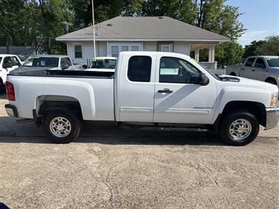 2009 Chevrolet Silverado 2500 HD LT   - Photo 5 - Topeka, KS 66608