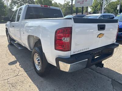 2009 Chevrolet Silverado 2500 HD LT   - Photo 8 - Topeka, KS 66608