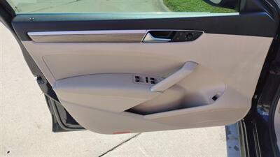 2018 Volkswagen Passat 2.0T SE - Photo 11 - Topeka, KS 66608