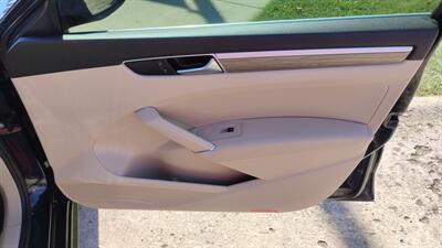 2018 Volkswagen Passat 2.0T SE - Photo 26 - Topeka, KS 66608