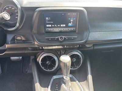 2018 Chevrolet Camaro LT   - Photo 15 - Topeka, KS 66608