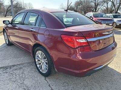 2013 Chrysler 200 Limited   - Photo 5 - Topeka, KS 66608