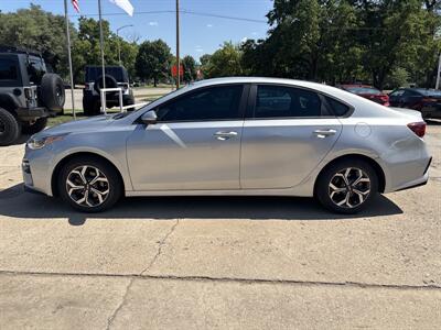 2020 Kia Forte FE   - Photo 5 - Topeka, KS 66608